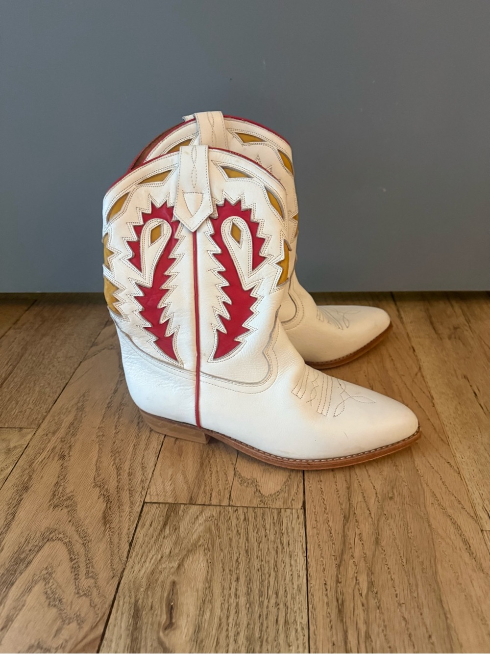Women's White Western Leather Cowboy Boots with Red & Gold Accent